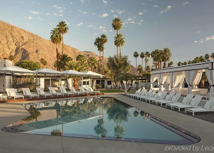 Palm Springs Hotels With Pool